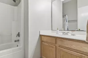 6410 St Alban Ct, Arlington, TX 76001 - Photo 29