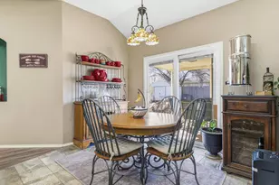 6410 St Alban Ct, Arlington, TX 76001 - Photo 13