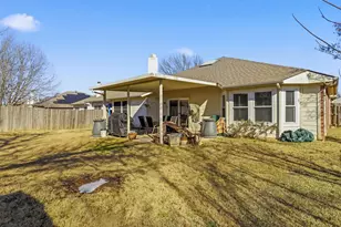 6410 St Alban Ct, Arlington, TX 76001 - Photo 39