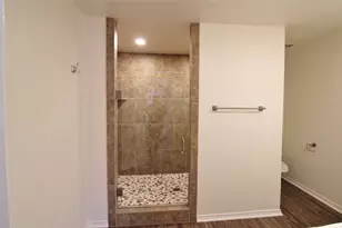 313 Woodhaven Dr, DeSoto, TX 75115 - Photo 9