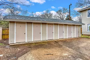 914 W Washington St, Sherman, TX 75092 - Photo 17