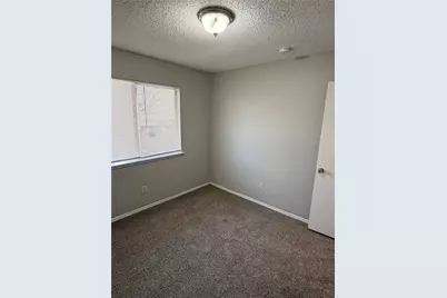 201 Valley Spring Drive, Arlington, TX 76018 - Photo 15