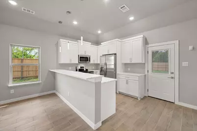 101 N Goodman Avenue, Kerens, TX 75144 - Photo 9