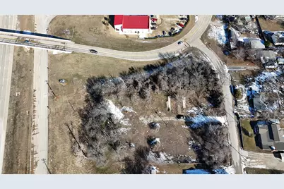 465 Wilshire Avenue #2, Azle, TX 76020 - Photo 3