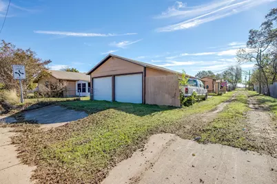 1911 Joslin Street, Cleburne, TX 76033 - Photo 37