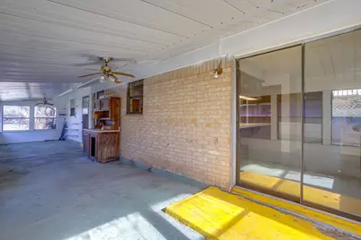 1911 Joslin Street, Cleburne, TX 76033 - Photo 33