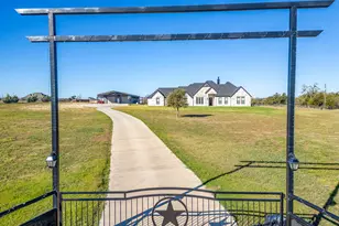 161 Remington Ln, Weatherford, TX 76085 - Photo 5