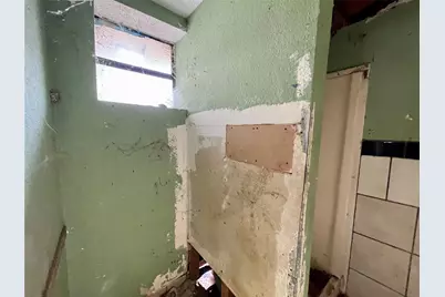 502 N Kramer Drive, Dallas, TX 75211 - Photo 13