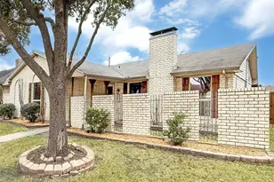 742 Maple Glen Dr, Garland, TX 75043 - Photo 3