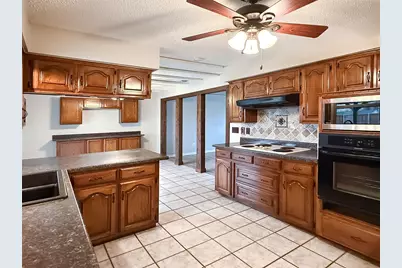 742 Maple Glen Drive, Garland, TX 75043 - Photo 9