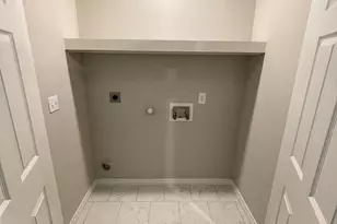 2740 Ginger Ct, Sherman, TX 75092 - Photo 9