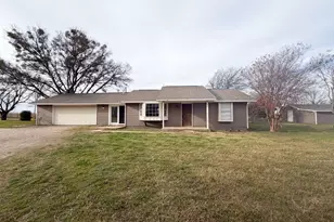 107 Berrys Chapel Rd, Milford, TX 76670 - Photo 1