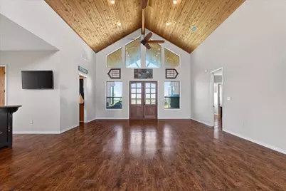 611 Mohawk Drive, Tioga, TX 76271 - Photo 7