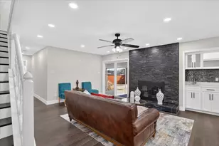 10132 Medlock Dr, Dallas, TX 75218 - Photo 15