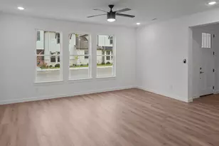 9532 Thorncrown Ln, Fort Worth, TX 76179 - Photo 3