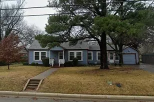 410 S Davis Dr, Arlington, TX 76013 - Photo 1
