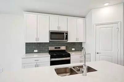 704 Edgehurst Drive, McKinney, TX 75071 - Photo 5