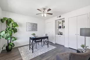 2214 Parkside Dr, Denton, TX 76201 - Photo 9