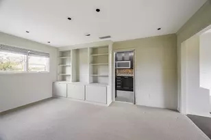 4006 Buena Vista St, Dallas, TX 75204 - Photo 11