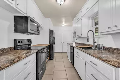 2734 Mildred Street, Waco, TX 76706 - Photo 17