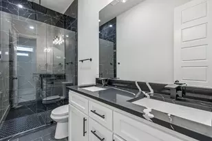 1447 Oakley Ave, Dallas, TX 75216 - Photo 11