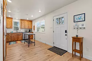 210 Hiland Ln, Pottsboro, TX 75076 - Photo 3