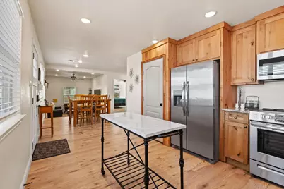 210 Hiland Lane, Pottsboro, TX 75076 - Photo 7