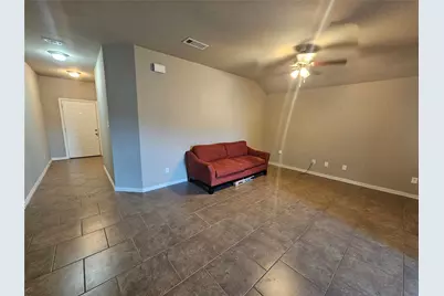 8401 Cherry Bark Lane, Fort Worth, TX 76140 - Photo 11