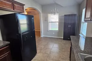 8401 Cherry Bark Ln, Fort Worth, TX 76140 - Photo 15