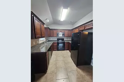 8401 Cherry Bark Lane, Fort Worth, TX 76140 - Photo 17