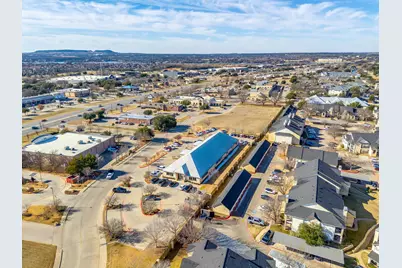 1200 Crawford Avenue #B, Granbury, TX 76048 - Photo 7