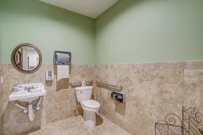 1200 Crawford Avenue #B, Granbury, TX 76048 - Photo 15