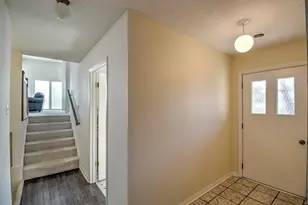 207 Kiowa Dr W, Lake Kiowa, TX 76240 - Photo 9