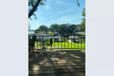 207 Kiowa Drive W, Lake Kiowa, TX 76240 - Photo 21