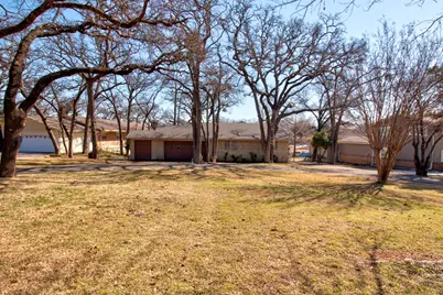 207 Kiowa Drive W, Lake Kiowa, TX 76240 - Photo 7
