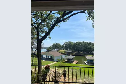 207 Kiowa Drive W, Lake Kiowa, TX 76240 - Photo 17