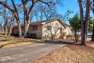 207 Kiowa Drive W, Lake Kiowa, TX 76240 - Photo 3