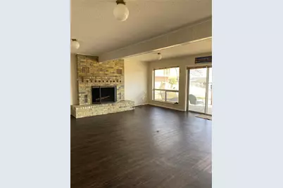 207 Kiowa Drive W, Lake Kiowa, TX 76240 - Photo 19