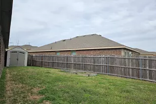 1813 Overlook Dr, Lancaster, TX 75146 - Photo 21