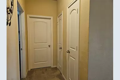 1813 Overlook Drive, Lancaster, TX 75146 - Photo 17