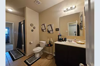 1813 Overlook Drive, Lancaster, TX 75146 - Photo 17