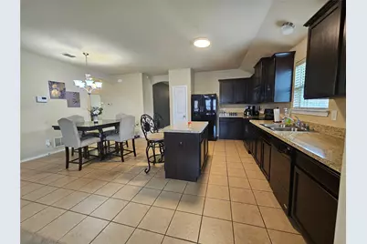 1813 Overlook Drive, Lancaster, TX 75146 - Photo 7