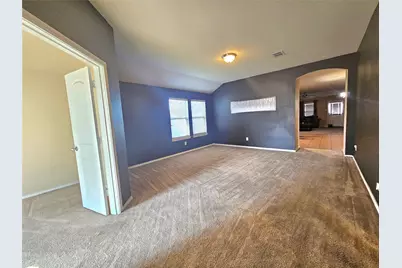 1813 Overlook Drive, Lancaster, TX 75146 - Photo 3