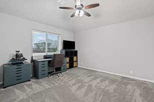 1013 Stockton Dr, Godley, TX 76044 - Photo 33