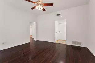 21 St Charles Pl, Midlothian, TX 76065 - Photo 7