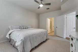 252 Turnberry Ln, Lewisville, TX 75067 - Photo 17