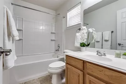 252 Turnberry Lane, Lewisville, TX 75067 - Photo 23