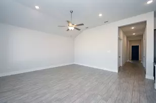 2613 Chevy Chase Dr, Denton, TX 76207 - Photo 5