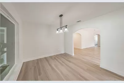 1946 Chesham Drive, Carrollton, TX 75007 - Photo 17