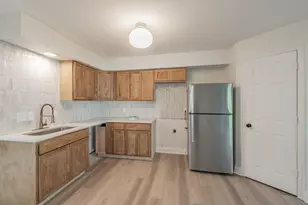 1946 Chesham Dr, Carrollton, TX 75007 - Photo 13